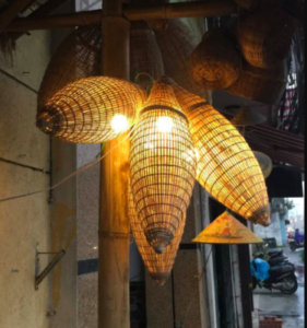 Đèn tre trang trí